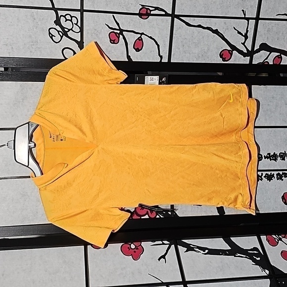 Nike Golf Shirt Orange NWT - Picture 1 of 6